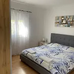 House Ana Skradin