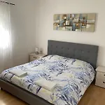 House Ana Skradin