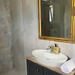 House Ana Apartment