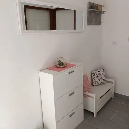 Appartamento House Ana