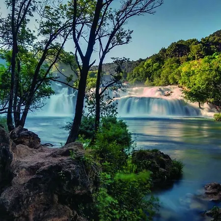 Appartamento House Ana *