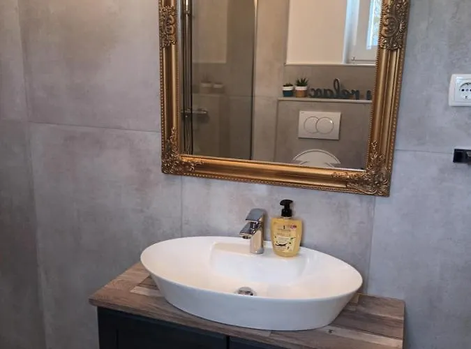 House Ana Apartamento *